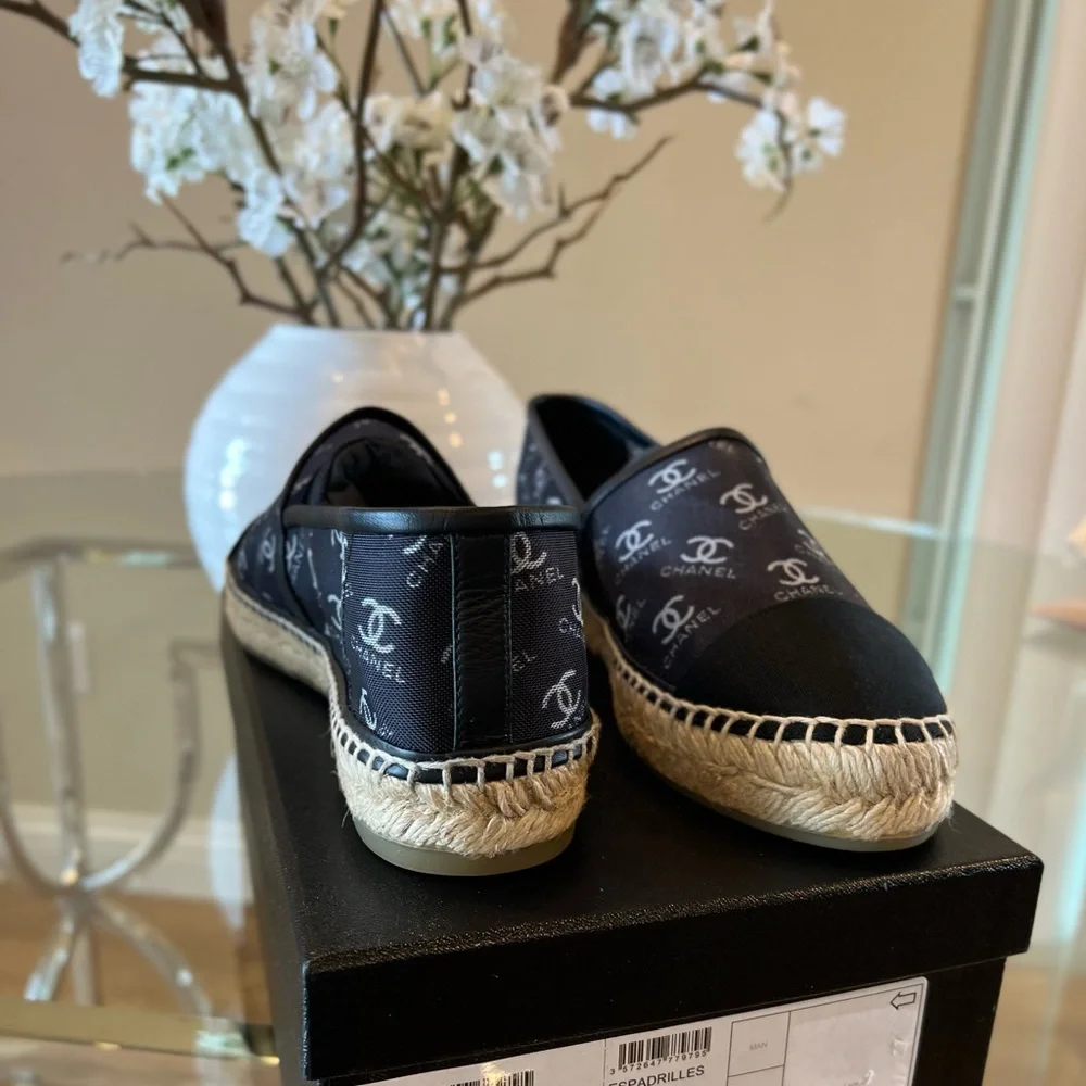 BNIB CHANEL MESH ESPADRILLES - Picture 3 of 9